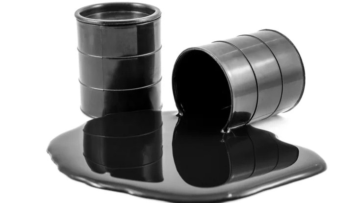 Ancaman Stok Rendah, Harga Minyak Sentuh USD 70 per Barel