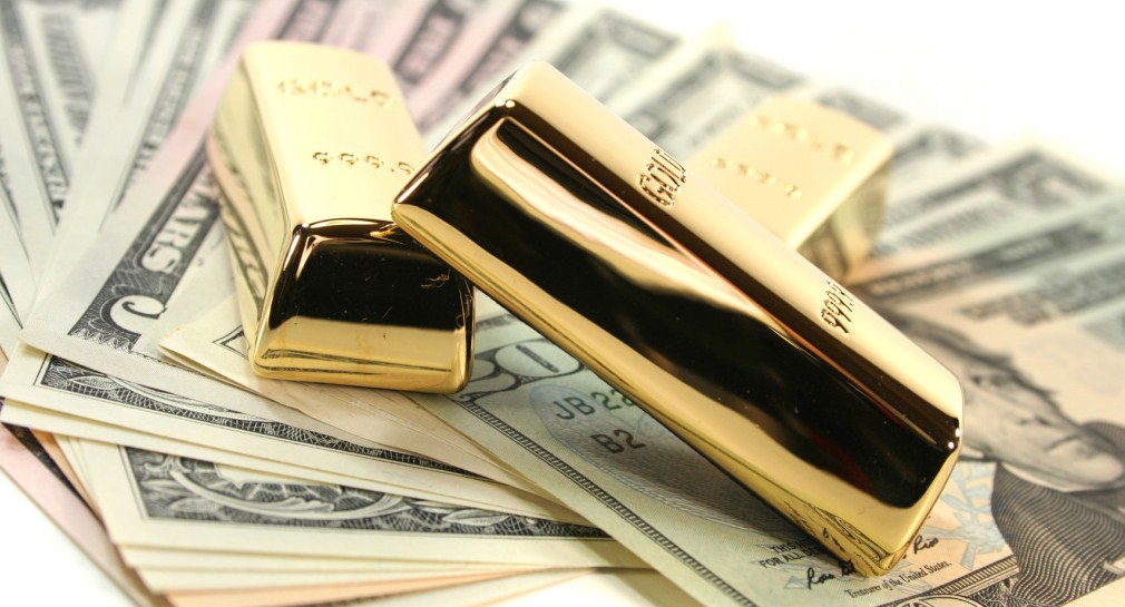 Dolar AS Lemah Bikin Harga Emas di USD 1.300 per Ounce