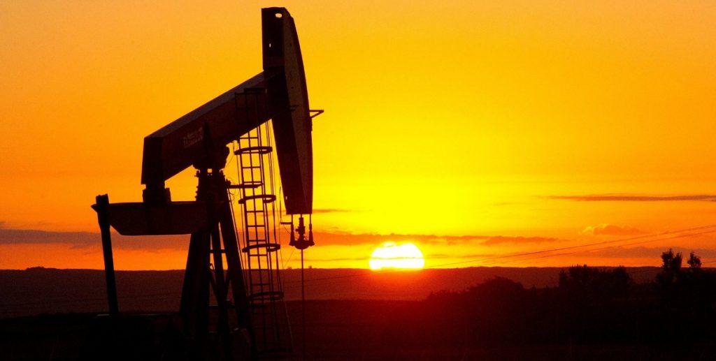 Harga Minyak Turun Karena Data Stok AS Mengecewakan