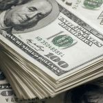 Jelang Rilis Data Ekonomi, Dolar AS Naik Tipis