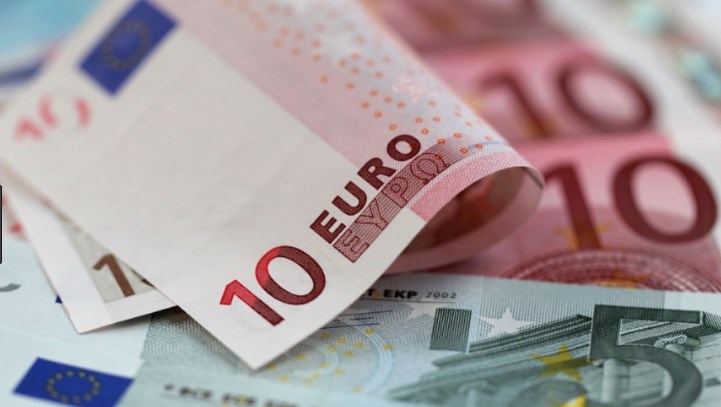 Euro Masih Menunggu Rilis Data dan Cukup Terbebani Pemilihan UE