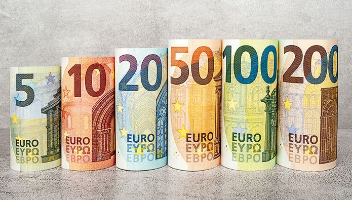 Euro Tergelincir ke Level Terendah Sejak Mei 2017