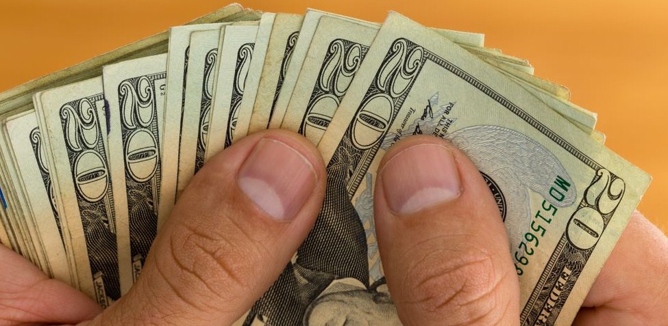 Menjelang Rapat ECB Dolar AS Naik Tipis