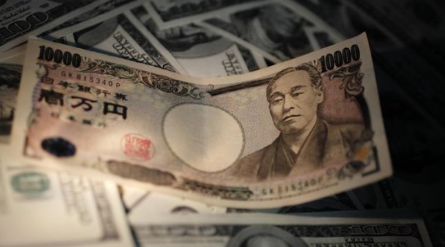 Yen Melemah Usai Ditinggalkan Para Investor 