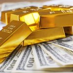 Emas Berjangka Melemah Tertekan Penguatan Dolar AS
