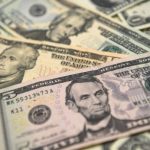 Dolar AS Hanya Menguat Lawan Yen dan Dolar Australia
