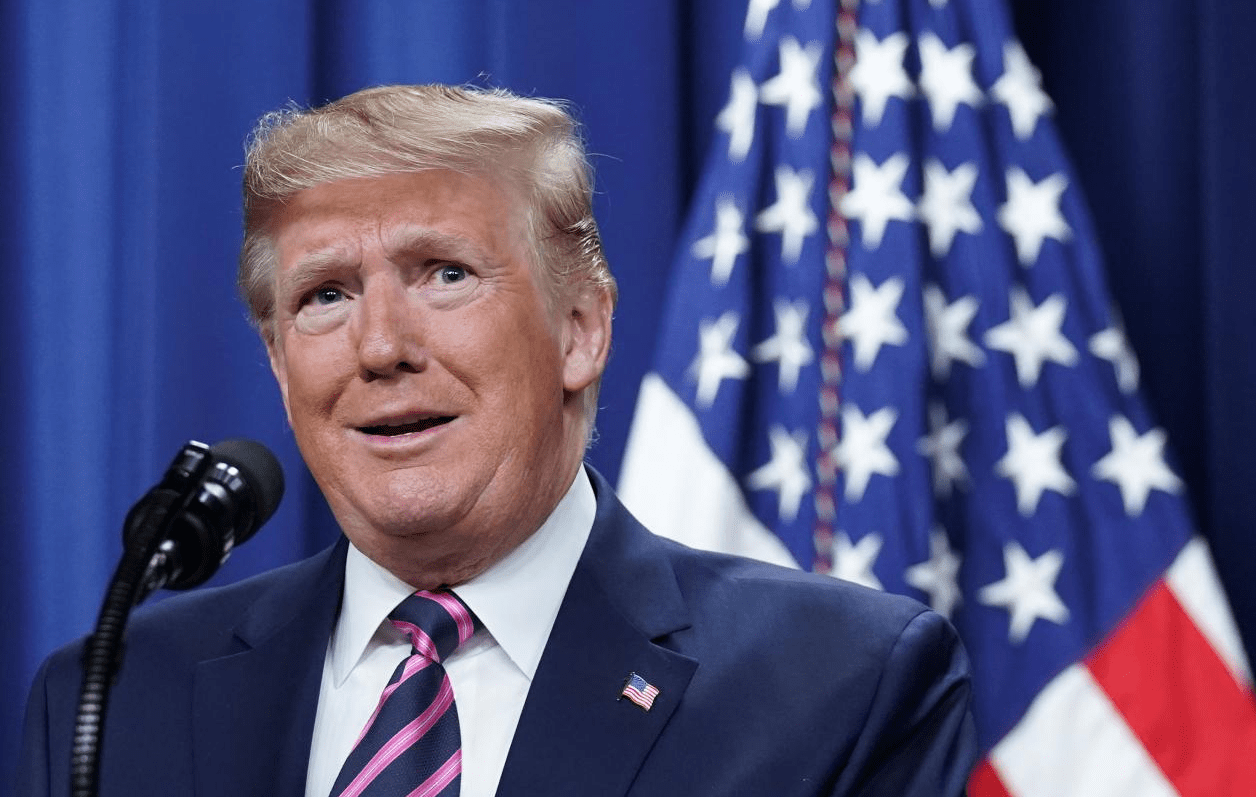 KARENA PIDATO DONALD TRUMP DOLAR AS MELEMAH