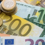 DAMPAK CORONA EURO MELEMAH