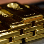 Harga Emas Di Akhir Tahun Diperkirakan Bisa Menembus USD 2.000 per Ounce